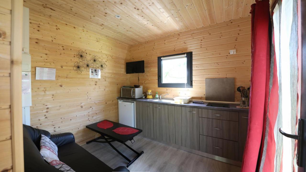 Au Coeur Du Bien-Etre, Chalet Avec Piscine Chauffee Et Couverte, Spa, Sauna, Massages Monteaux Kültér fotó